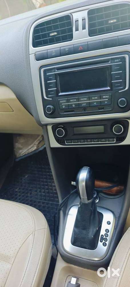 Volkswagen Vento 1.5 Highline Plus At 16 Alloy, 2015, Diesel