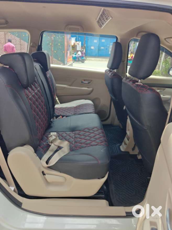 Maruti Suzuki Ertiga 1.5 Zxi Plus Shvs, 2023, Petrol