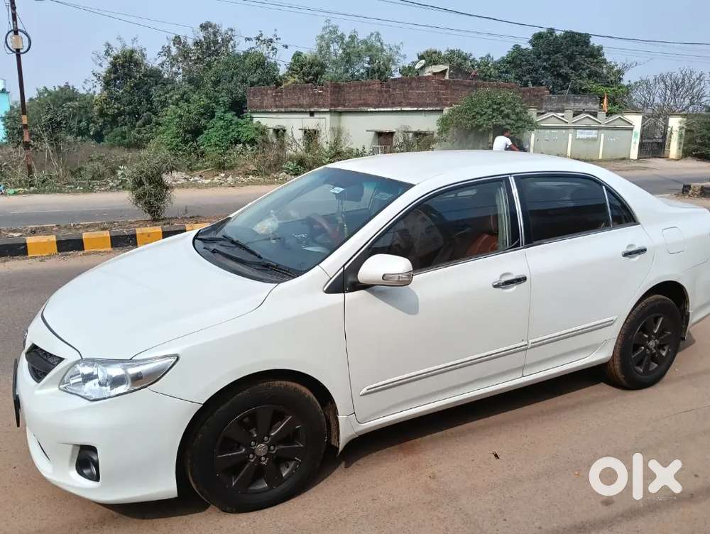 Toyota Corolla Altis 2012 Diesel Well Mentain Car With