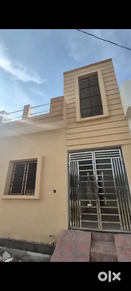 Ready to move 60gaj , 3bhk double story house on sale near funcity