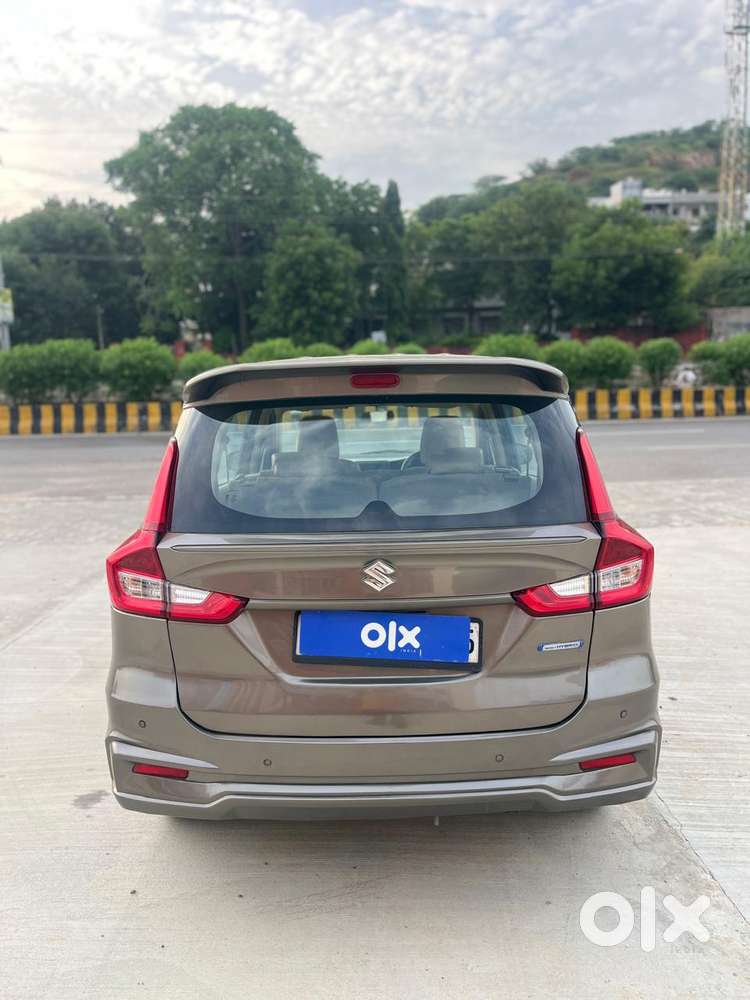 Maruti Suzuki Ertiga 1.5 Vxi, 2022, Petrol