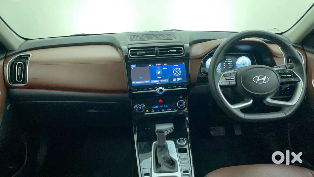 Hyundai Alcazar 2.0 Signature (o) Petrol At 6 Str, 2022, Petrol