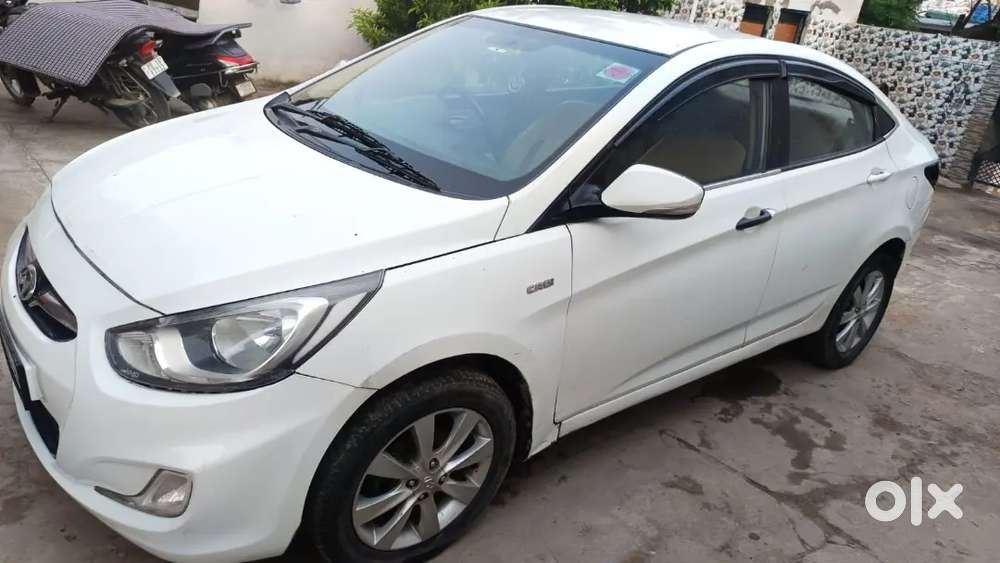 Hyundai Verna Crdi 2013