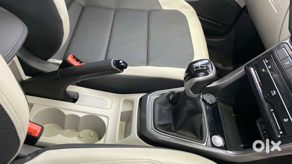 Volkswagen Taigun 1.0 Tsi Topline, 2022, Petrol