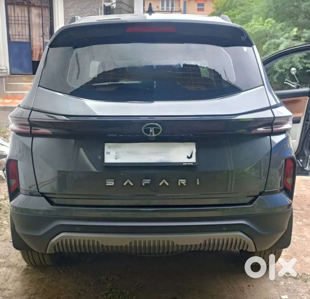 Tata Safari Adventure Plus At