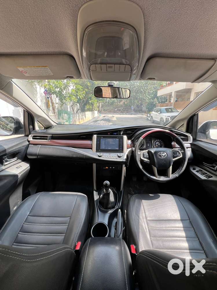 Toyota Innova Crysta 2.4 V 8 Str, 2017, Diesel