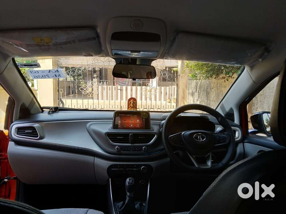 Tata Altroz Petrol 2020