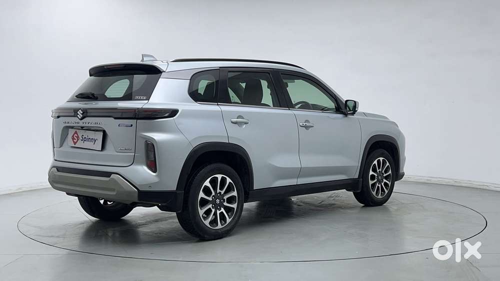 Maruti Suzuki Grand Vitara 1.5 Alpha Smart Hybrid Allgrip, 2022, Pet..