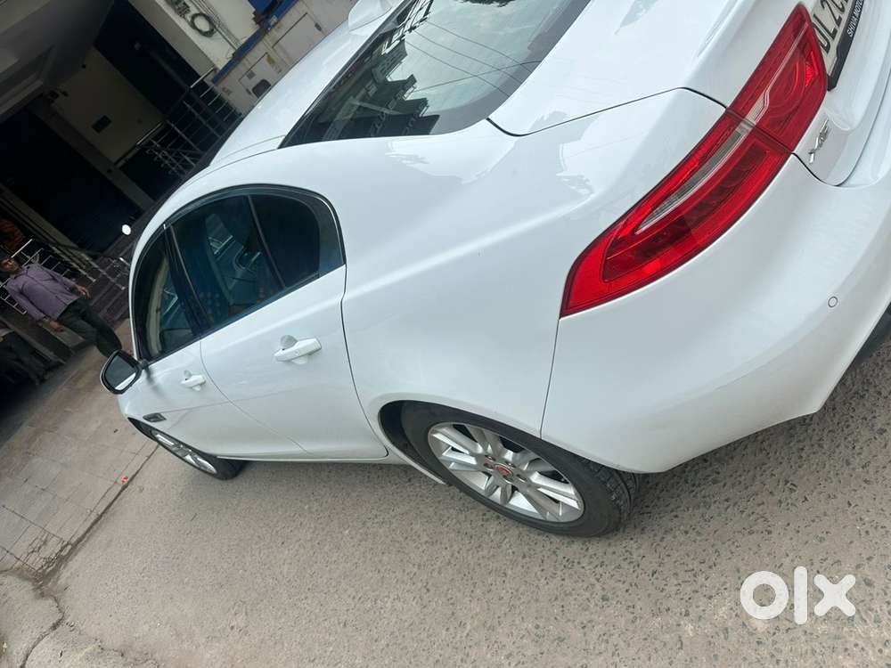 Jaguar Xe Diesel 2019