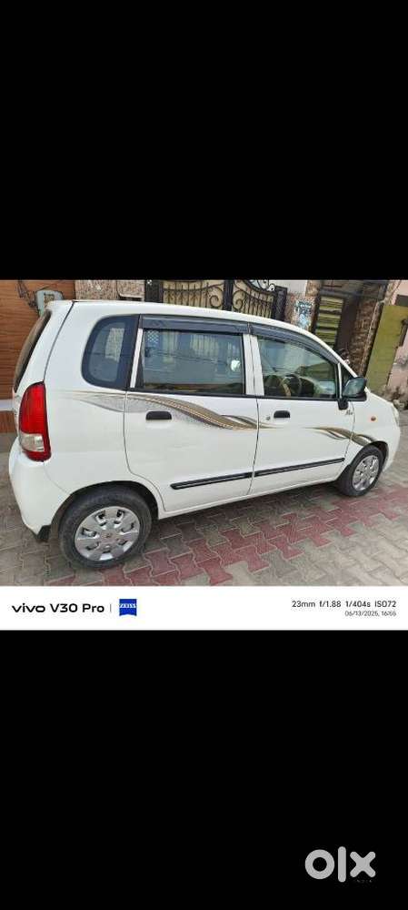 Maruti Suzuki Estilo Lxi, 2013, Petrol