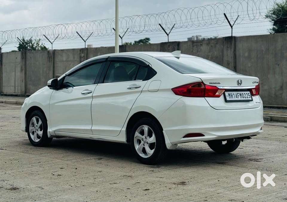 Honda City 1.5 V Cvt I-vtec Mt, 2016, Petrol