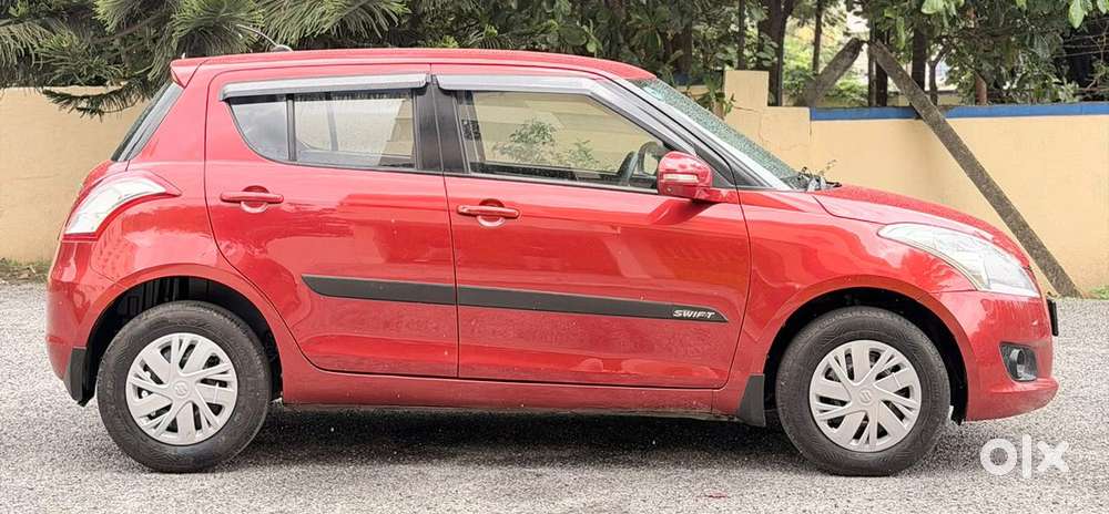 Maruti Suzuki Swift Vxi, 2013, Petrol