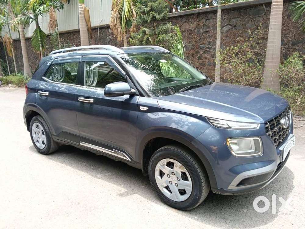Hyundai Venue 1.4 Crdi S, 2022, Petrol