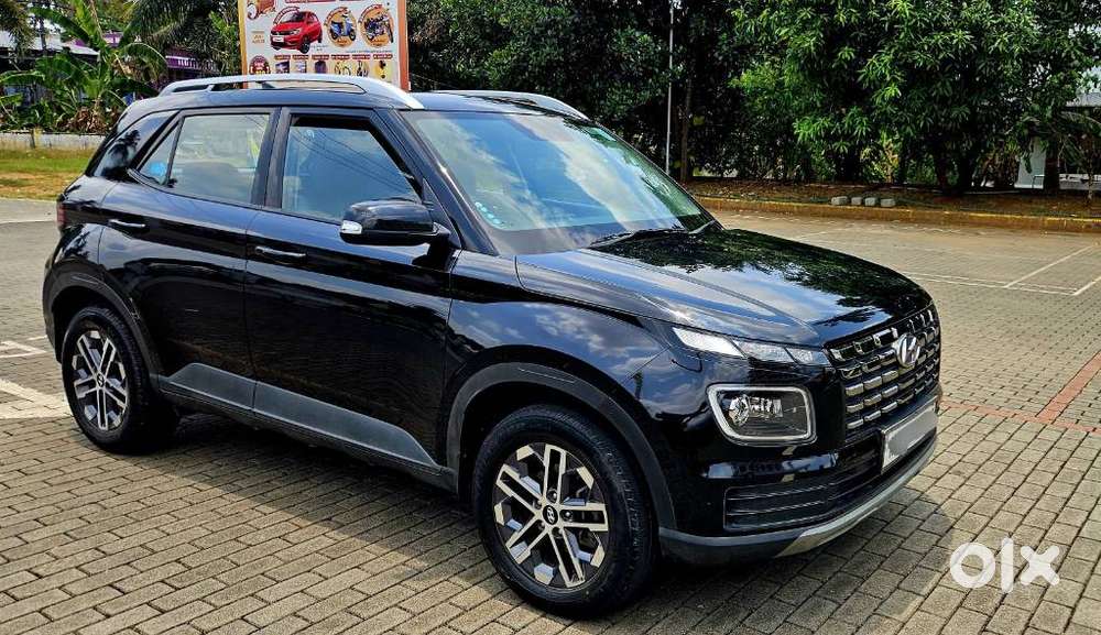 Hyundai Venue Sx Mt, 2023, Diesel