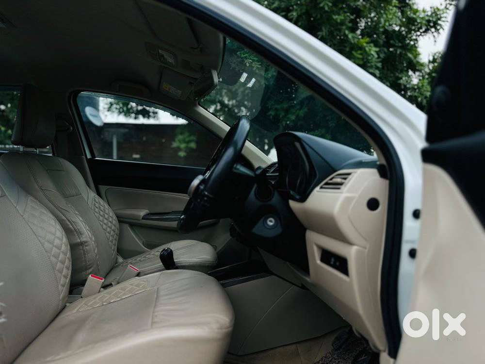 Maruti Suzuki Swift Dzire Vxi Optional, 2022, Petrol