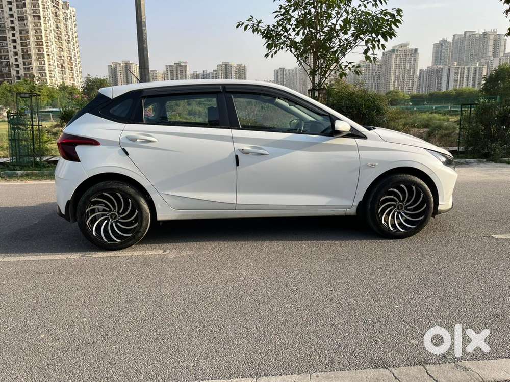 Hyundai I20 1.2 Magna Executive, 2023, Petrol