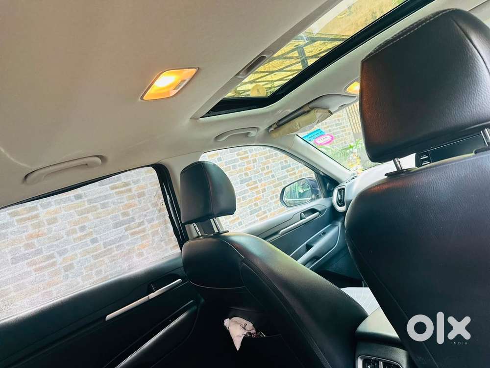 Kia Sonet Petrol 2022  Htk + Turbo  Imt  Imperial Blue