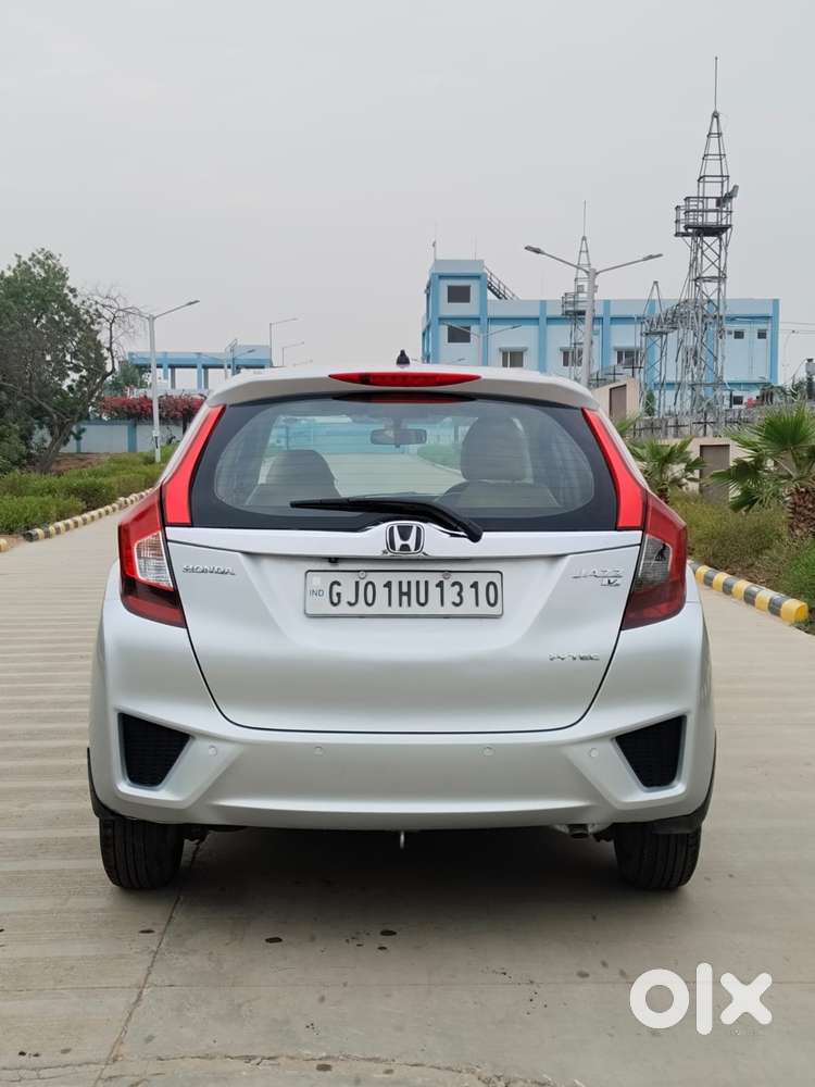 Honda Jazz V Mt Privilege, 2017, Petrol