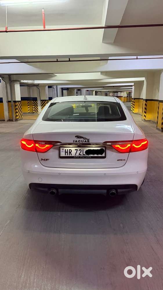 Jaguar Xf Petrol Portfolio 2016