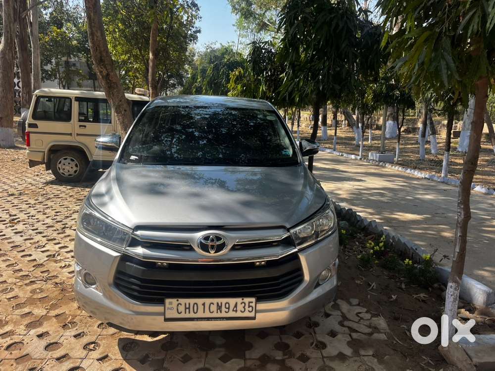 Toyota Innova Crysta 2019 Diesel 127300 Km Driven