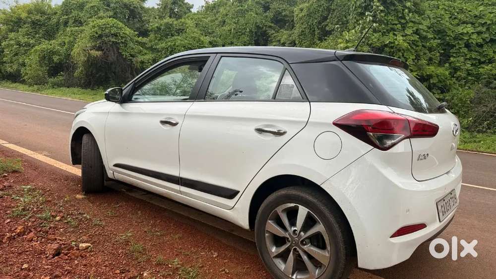 Hyundai Elite I20 2016 Diesel 130000 Km Driven