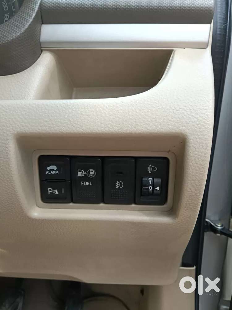 Maruti Suzuki Ertiga 2012-2015 Vxi Cng, 2016, Cng & Hybrids