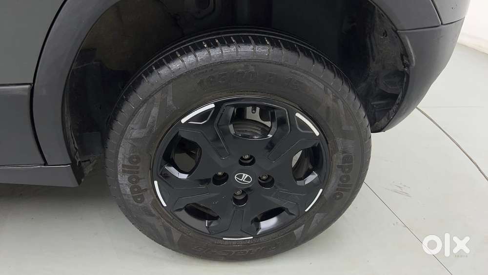 Tata Punch Accomplished Mt Sunroof, 2024, Petrol