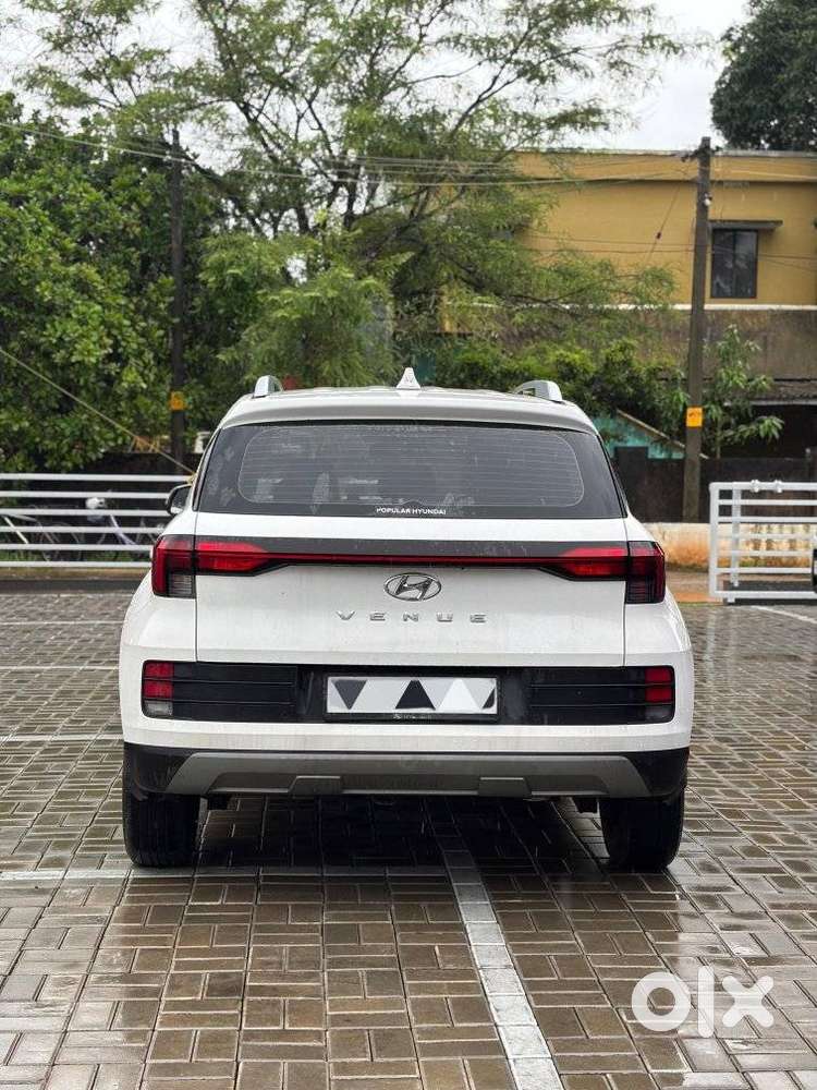 Hyundai Venue S Mt 1.2 Kappa, 2023, Petrol