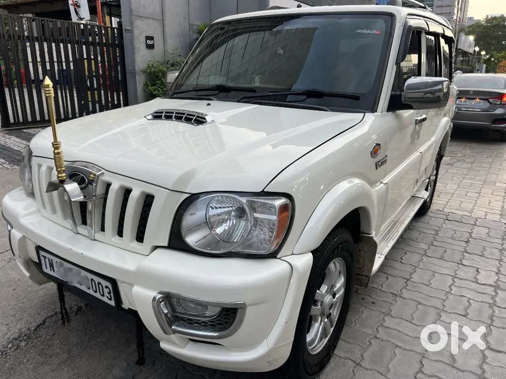 Mahindra Scorpio 2012 Vlx With Airbag White