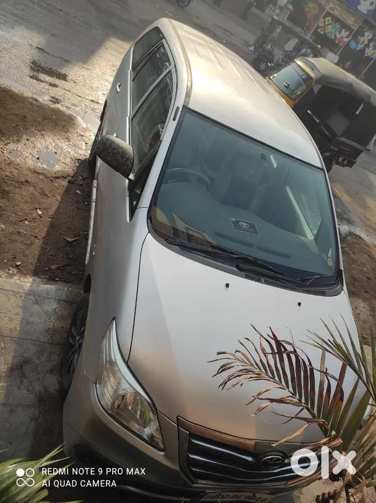 Toyota Innova 2010