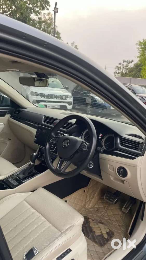 Skoda Superb 2.0 L&k Tsi At, 2020, Petrol