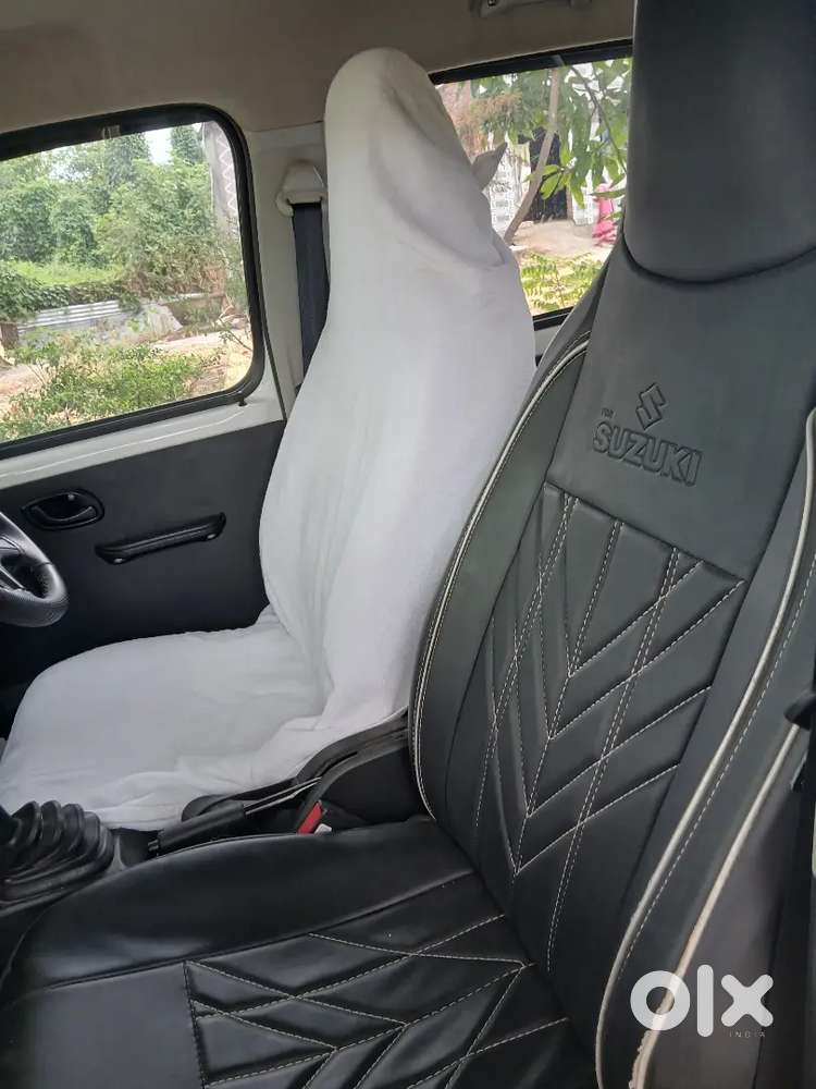 Maruti Suzuki Ertiga Zxi At 2026