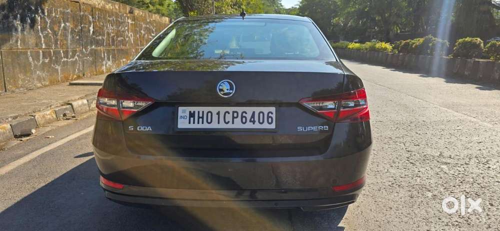 Skoda Superb Style 1.8 Tsi At, 2017, Petrol