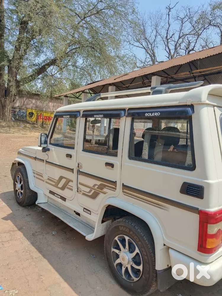 Mahindra Bolero 2015 Diesel 102000 Km Driven Full Maintained Condition