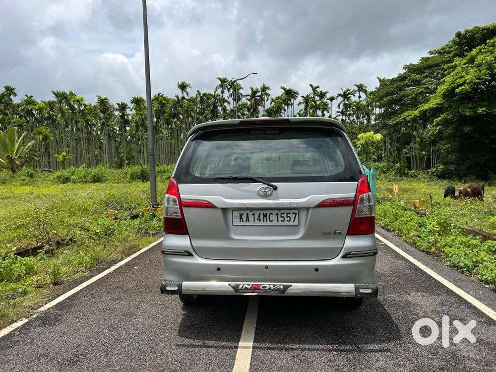 Toyota Innova 2.5 Gx 7 Str Bs-iii, 2014, Diesel