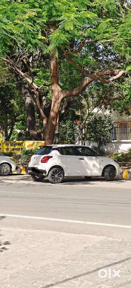 Maruti Suzuki Swift October 2023 Petrol 50000 Km Driven
