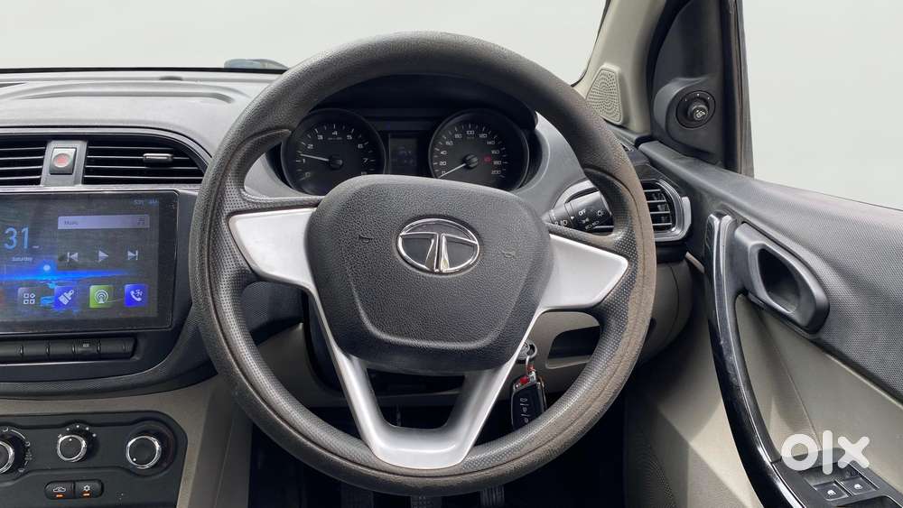 Tata Tiago 1.2 Revotron Xt, 2017, Petrol