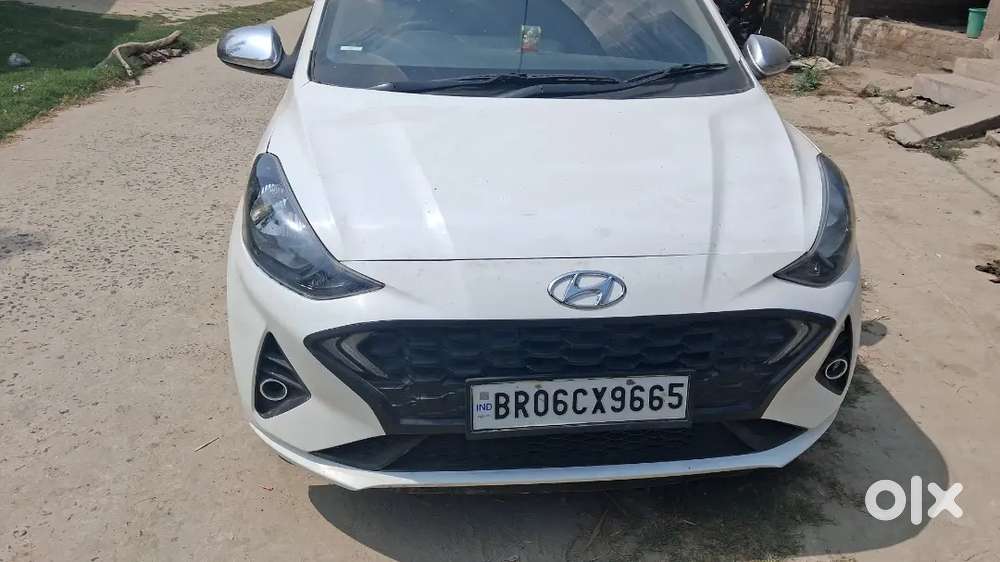 Hyundai Aura Petrol
