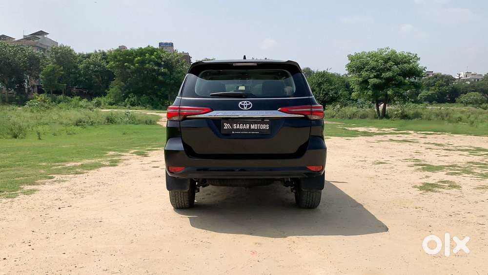 Toyota Fortuner 4x2 At 2.7 Petrol, 2024, Petrol
