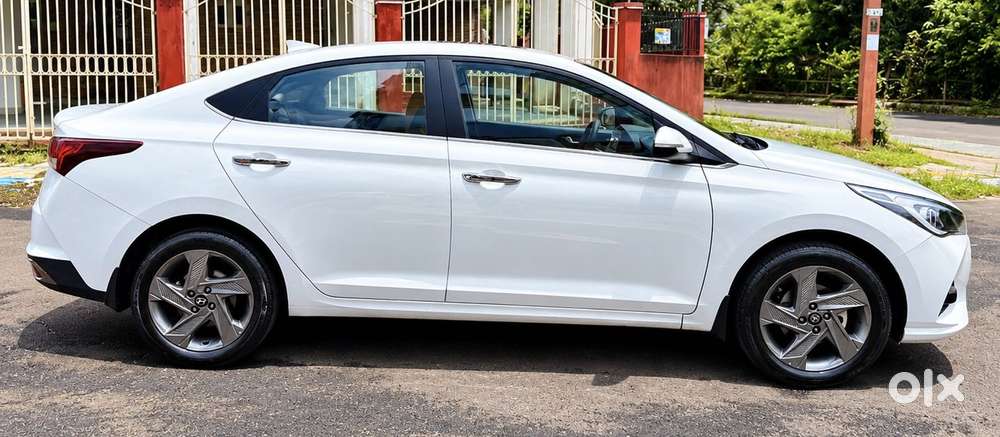 Hyundai Verna 1.5 Sx Petrol Mt, 2021, Petrol
