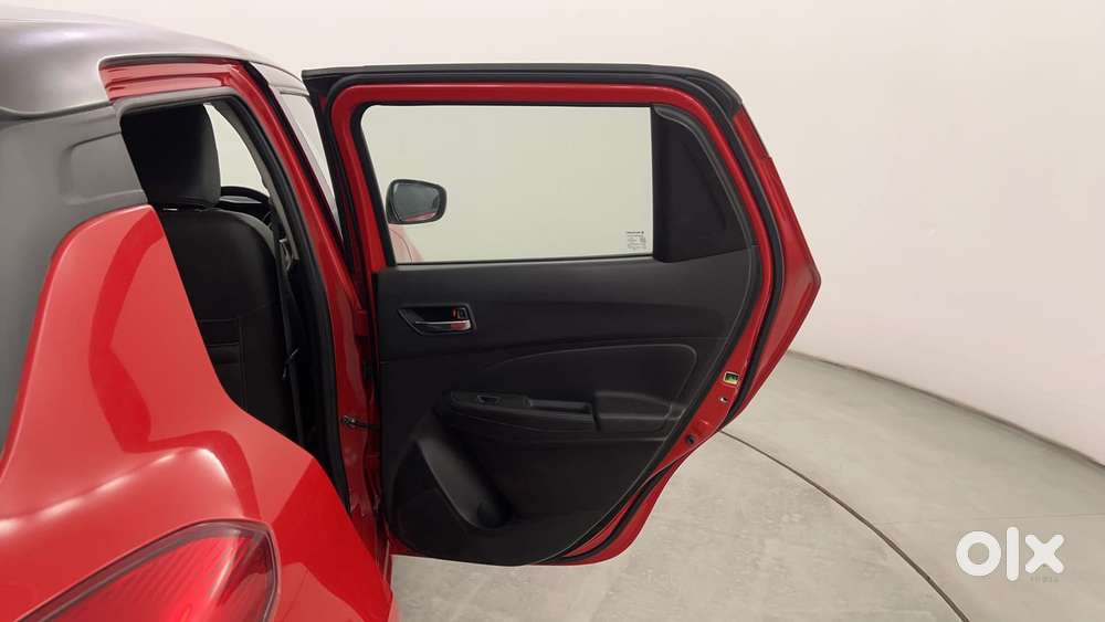 Maruti Suzuki Swift Amt Zxi, 2022, Petrol