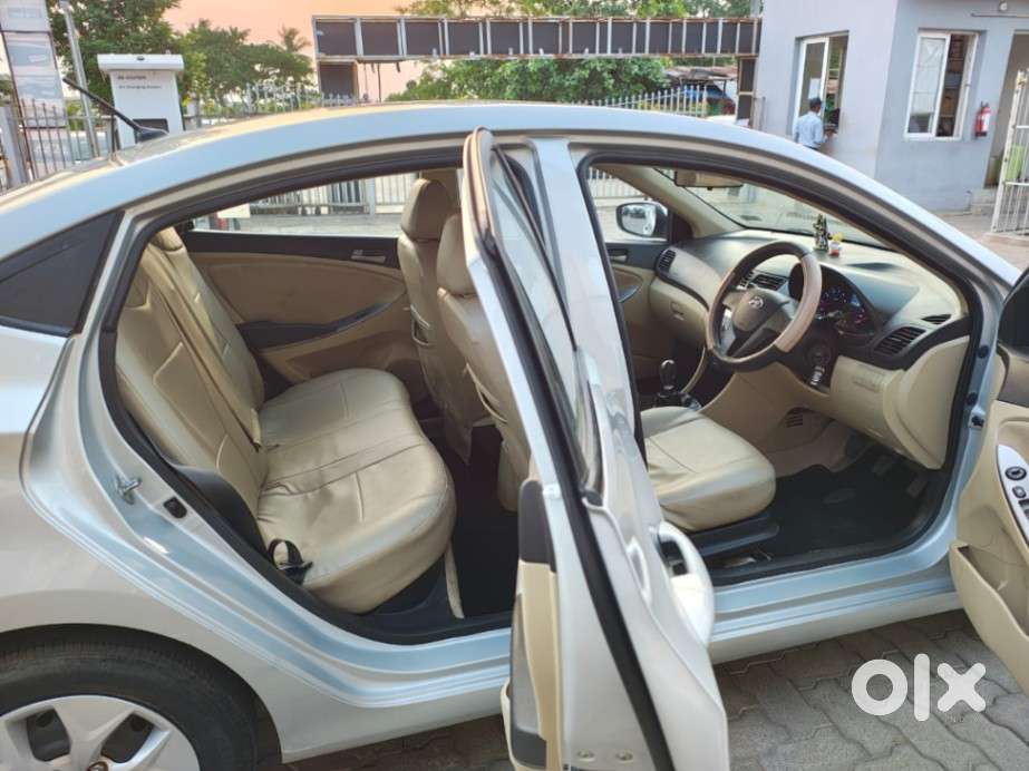 Hyundai Verna 1.4 Vtvt E, 2016, Petrol