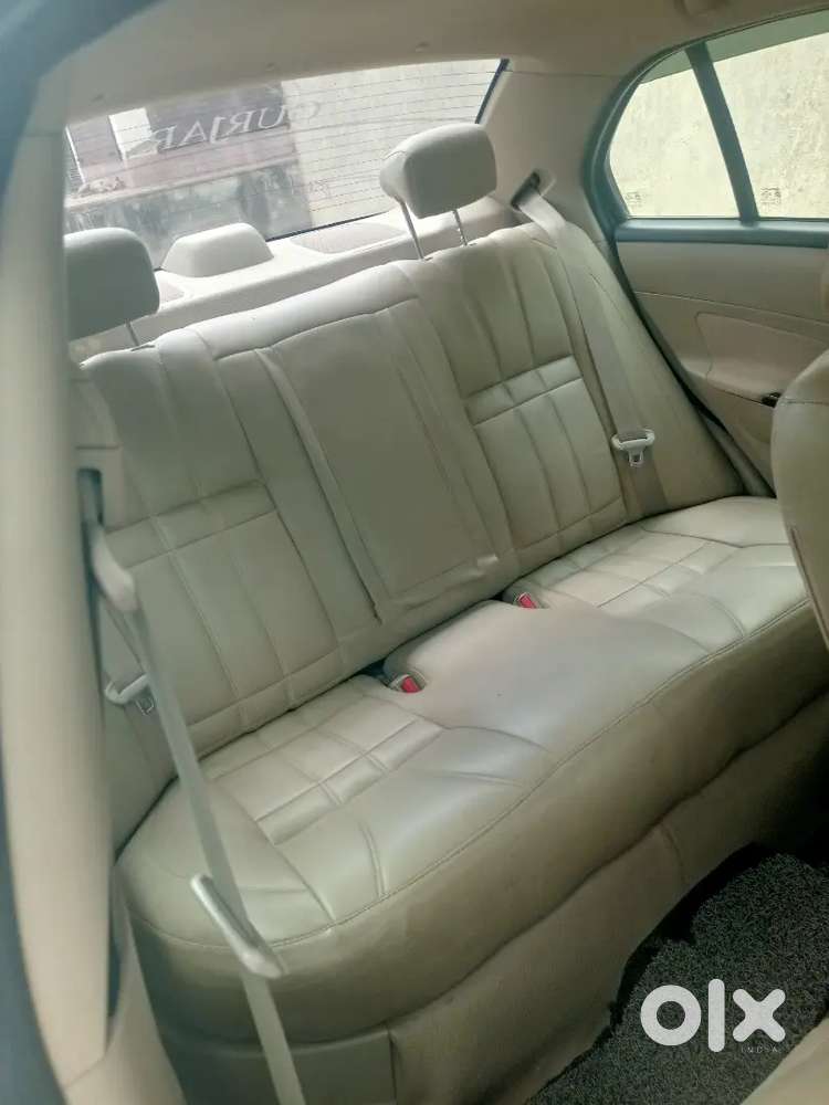 Maruti Suzuki Dzire 2016 Diesel 100000 Km Driven