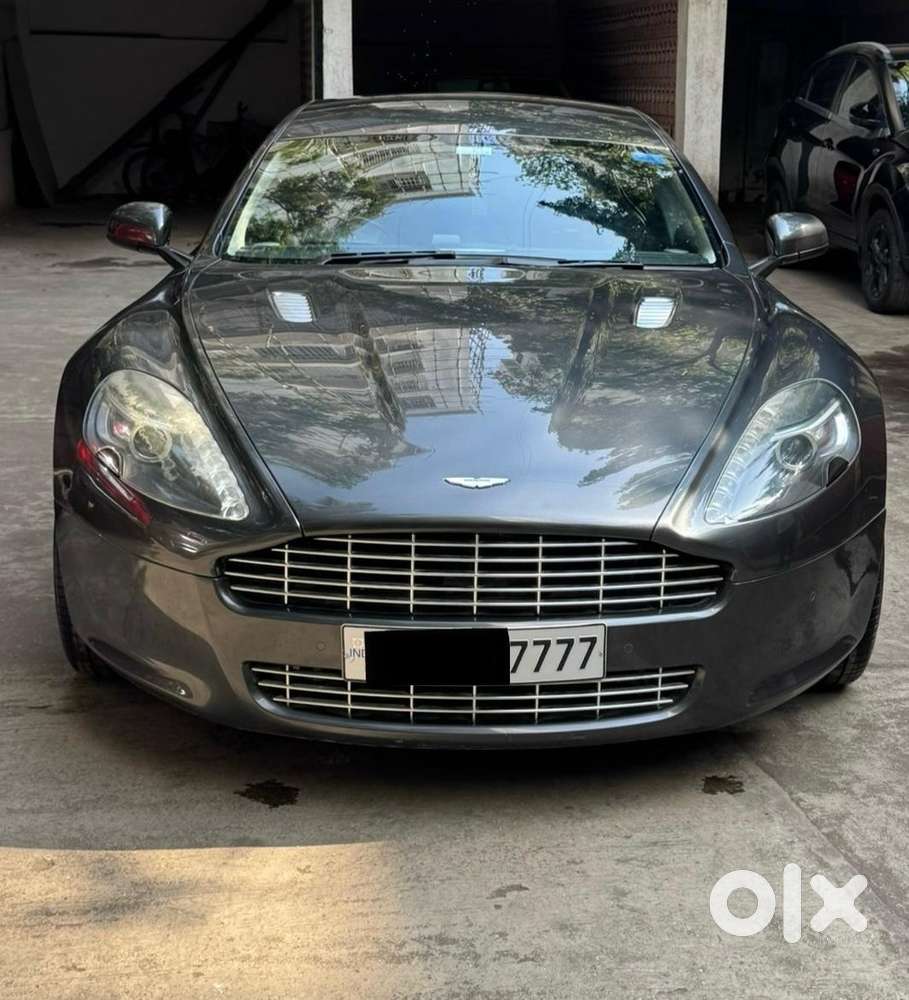 Aston Martin Rapide V12 Petrol 2011