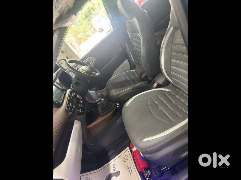 Hyundai Aura Sx 1.2 Cng, 2023, Petrol