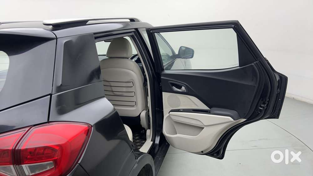 Mahindra Xuv300 W8 Option, 2020, Petrol