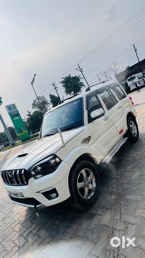 Mahindra Scorpio 2017 Diesel Well Maintained