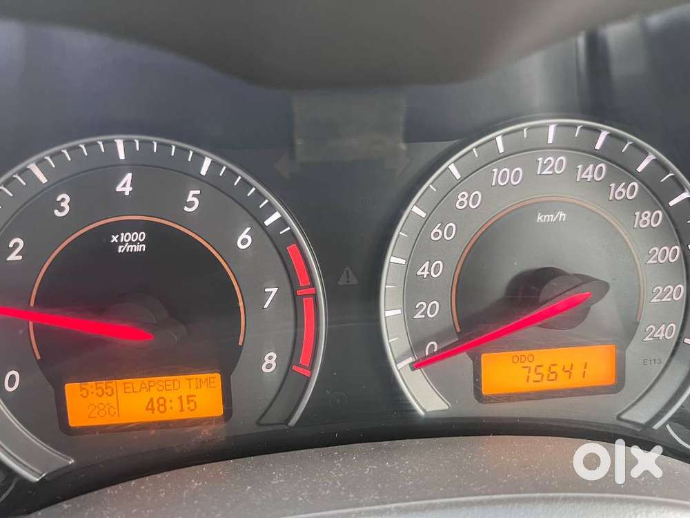 Toyota Corolla Altis 2010 Car 75000km