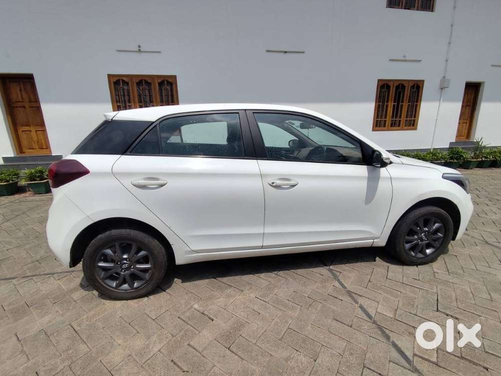 Hyundai I20 Sportz Plus, 2020, Petrol