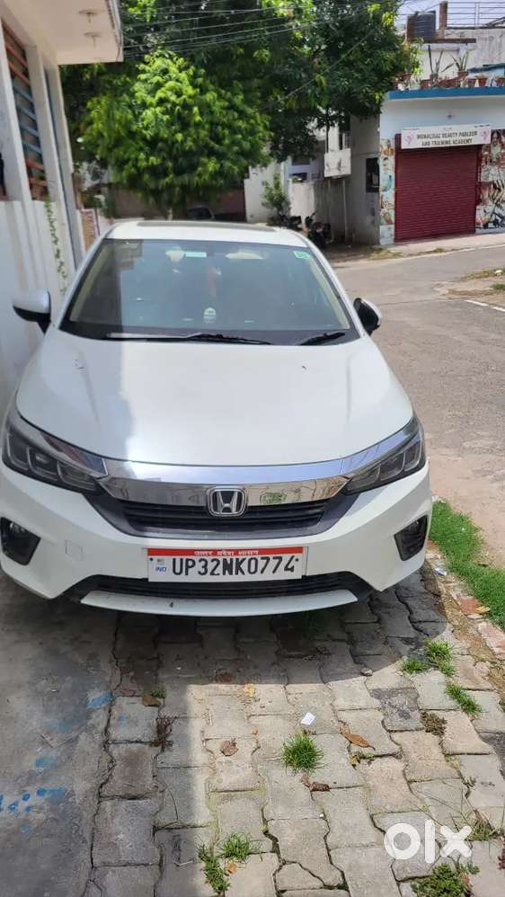 Honda City 1.5 V 2023 Petrol Mt